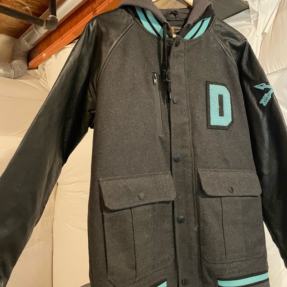 Dravus Jacket - M